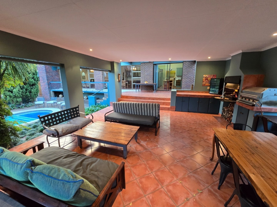 5 Bedroom Property for Sale in Dan Pienaar Free State